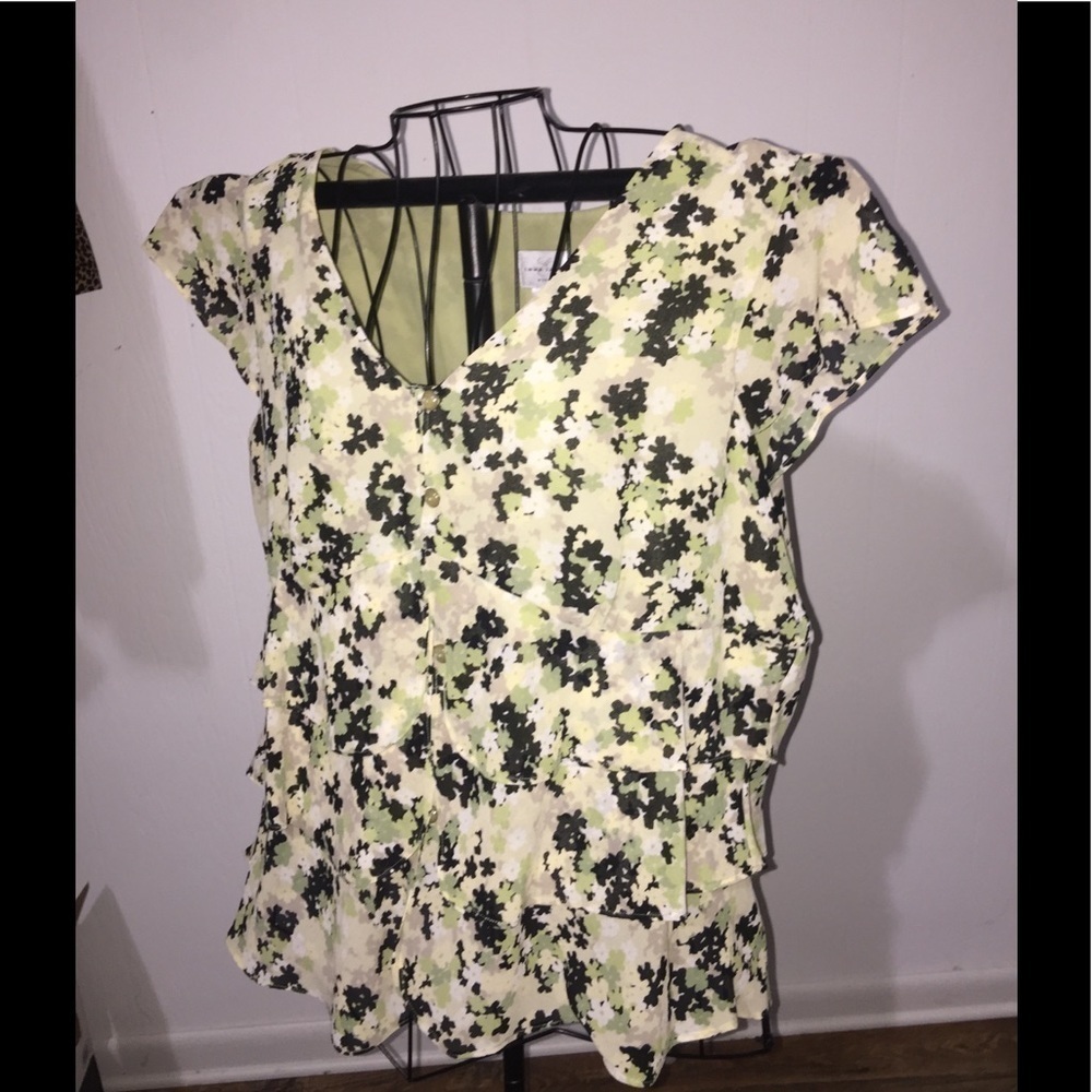 (P4-9) Emma‎ James size 16W